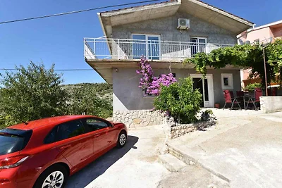 Ferienwohnung mit Terrasse und Klimaanlage