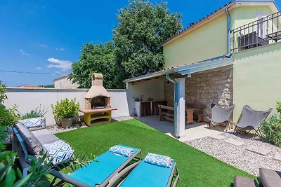 Ferienhaus mit Whirlpool und Grill