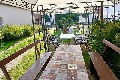 Ferienhaus mit Terassen und Klimaanlagen