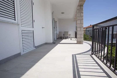 Ferienwohnung mit Gartenterasse und in