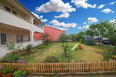 Ferienwohnung mit Balkon und Klimaanlage