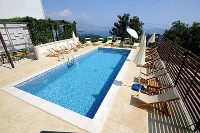 Ferienwohnung mit Terrasse und Klimaanlage