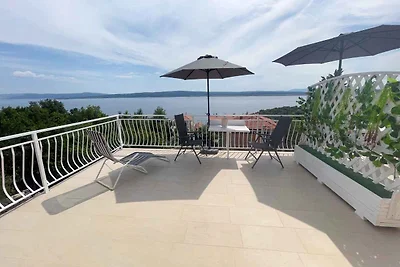 Studio mit Balkon und Aussicht