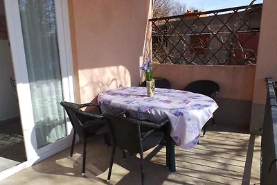 Ferienwohnung mit Terrasse und Klimaanlage