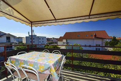 Apartment mit zwei Schlafzimmern in Vodice in
