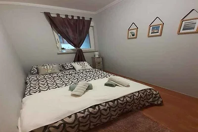 Ferienwohnung mit Terrasse und Klimaanlage