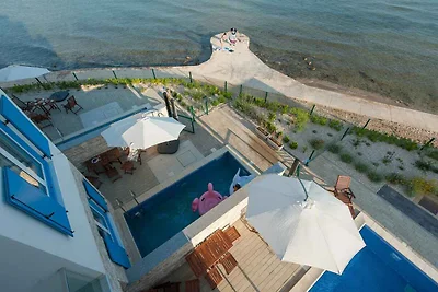 Ferienhaus für 10 Personen in Privlaka
