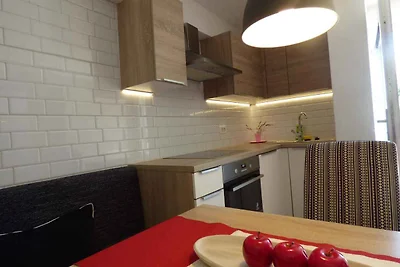 Studio mit Gemeinschaftsterrasse und Grill