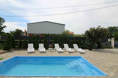 Ferienhaus mit Pool