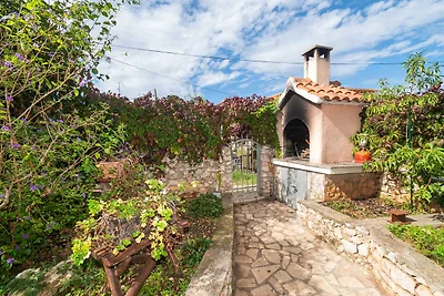 Ferienwohnung Sara in Rogoznica mit Gartenbli