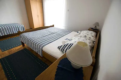 Ferienwohnung mit Balkon und Grill