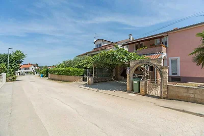 Ferienwohnung mit Klimaanlage und Balkon