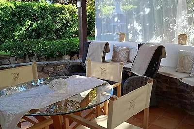 Ferienwohnung mit Garten und Klimaanlage