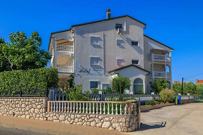 Appartamento Vacanza con famiglia Lopar