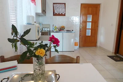 Ferienwohnung mit Klimaanlage 50 m von der