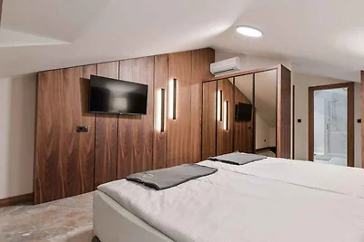 Ferienwohnung mit Balkon und Meerblick