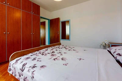 Ferienwohnung mit Balkon und Klimaanlage