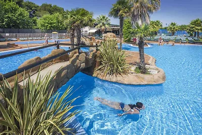 Studio mit Klimaanlage und Pool