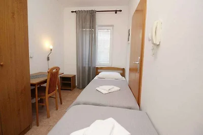 Ferienwohnung mit Terrasse und Klimaanlage