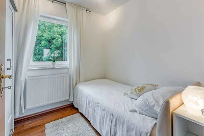 Villa mit Pool und Klimaanlage