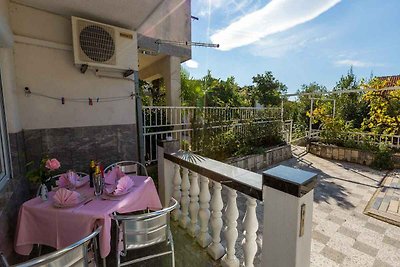 Ferienwohnung mit Terrasse und Klimaanlage