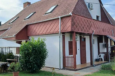 Ferienhaus mit Terassen und Klimaanlagen