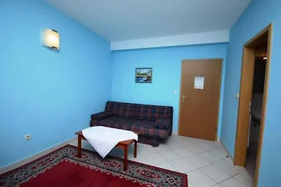 Ferienwohnung mit Pool und Meerblick