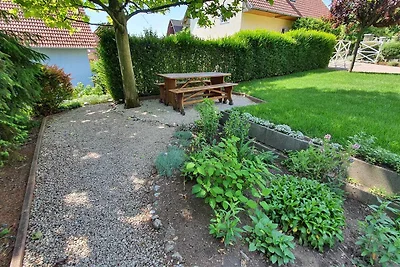 Ferienwohnung in ruhiger Lage mit Garten