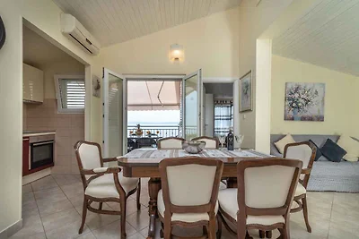 Appartamento Vacanza con famiglia Okrug Gornji