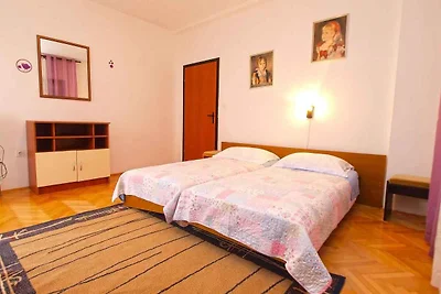 Ferienwohnung mit Klimaanlage und Terrasse