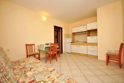 Appartamento Vacanza con famiglia Novalja