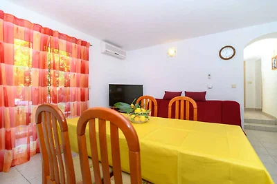 Ferienwohnung mit Klimaanlage und Grill
