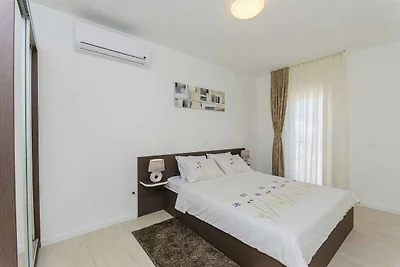 Ferienwohnung mit Klimaanlage und Pool