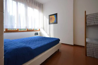 Ferienwohnung mit Balkon und Klimaanlage