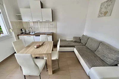 Ferienwohnung mit Klimaanlage und Balkon