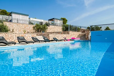 Ferienhaus mit Gemeinschaftspool und