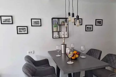 Ferienhaus mit Terrasse