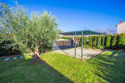 Villa mit Klimaanlage und Aussenpool
