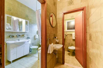 Ferienwohnung mit Terrasse und Meerblick