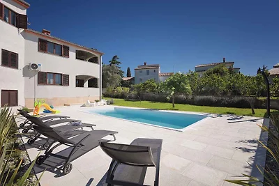 FerienWohnung mit Klimaanlage und Pool