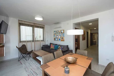 Ferienwohnung mit Pool und Klimaanlage