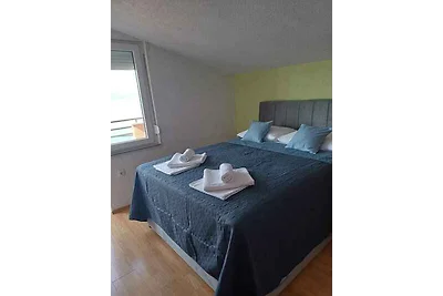Ferienwohnung mit Klimaanlage, Balkon,