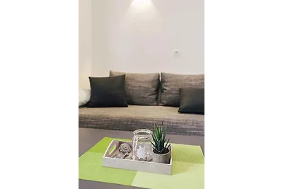 Ferienwohnung Sara mit Meerblick und Pool