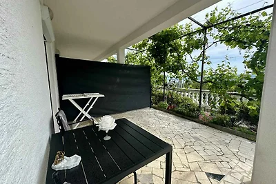 Studio mit Meerblick und Pool