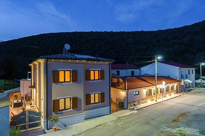 Villa mit Meerblick und eigenem Whirlpool