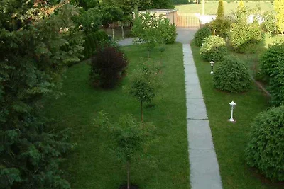 Ferienhaus direkt am Fluss mit Pool