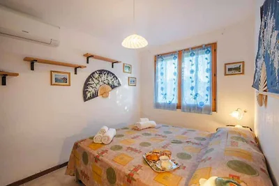 Ferienhaus im Grünen, bequem zu den Stränden