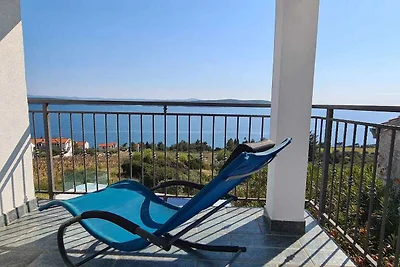 Ferienhaus mit Aussenpool