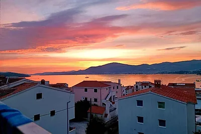 Appartamento Vacanza con famiglia Okrug Gornji