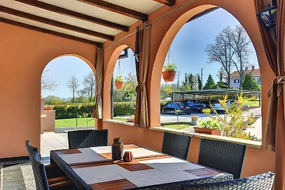 Ferienhaus mit Pool
